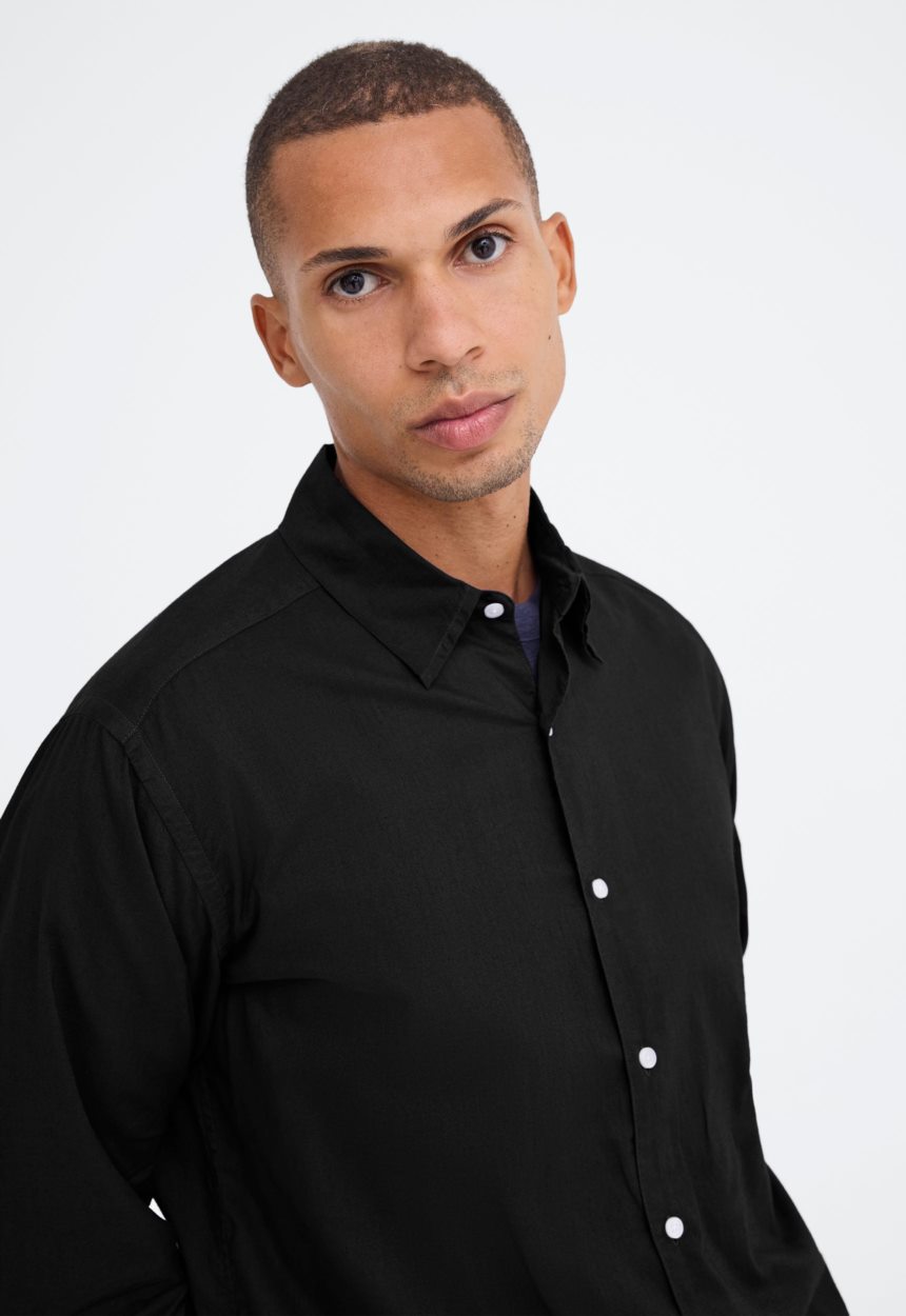 Jac + Jack Folded Collar Cotton Shirt - Black